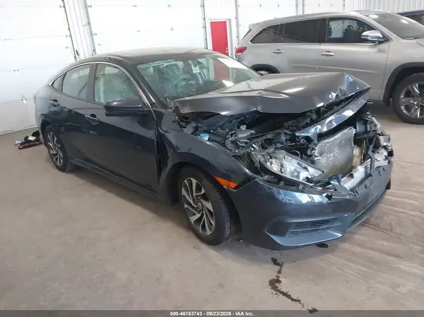 19XFC2F73HE069981 — 2017 Honda Civic, Передняя часть (Front End), фото до ремонта
