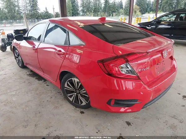 2HGFC1F78HH652966 — 2017 Honda Civic, фото 3 с аукциона IAAI 14.10.2026, Правый бок