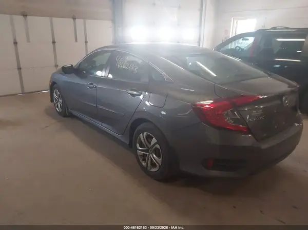 19XFC2F52HE010385 — 2017 Honda Civic, фото 3 с аукциона IAAI, Град