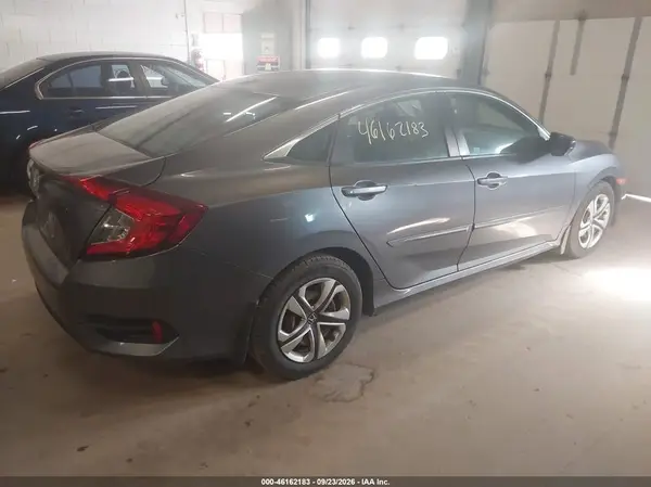 19XFC2F52HE010385 — 2017 Honda Civic, фото 4 с аукциона IAAI, Град
