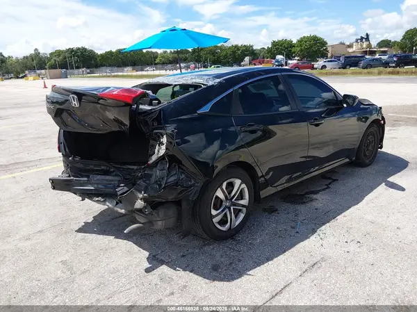 19XFC2F57HE043382 — 2017 Honda Civic, фото 4 с аукциона IAAI, Задняя часть
