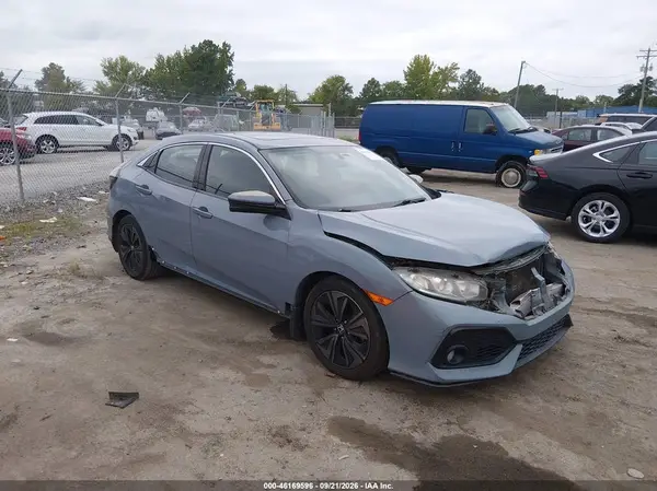 SHHFK7H5XHU211182 — 2017 Honda Civic, Передняя часть (Front End), фото до ремонта