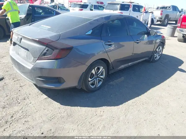 19XFC2F57HE007675 — 2017 Honda Civic, фото 4 с аукциона IAAI, Передняя часть