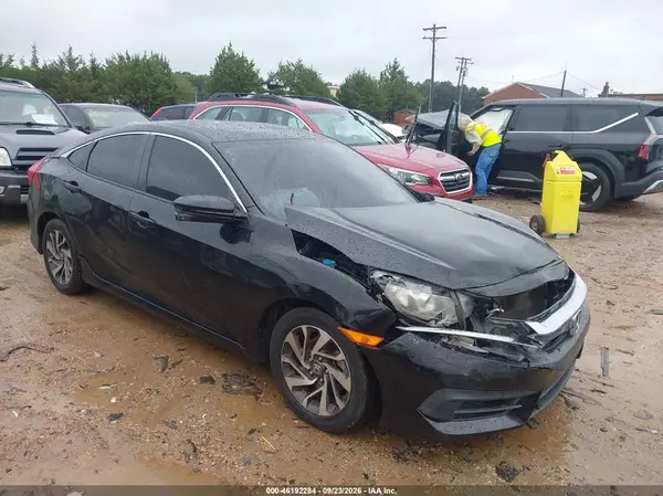 19XFC2F73HE022501 — 2017 Honda Civic, Передняя часть (Front End), фото до ремонта