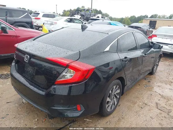 19XFC2F73HE022501 — 2017 Honda Civic, фото 4 с аукциона IAAI, Передняя часть