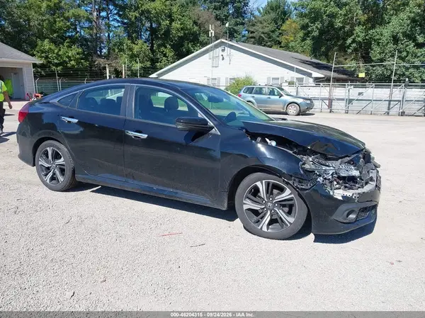 19XFC1F90HE001729 — 2017 Honda Civic, Передняя часть (Front End), фото до ремонта