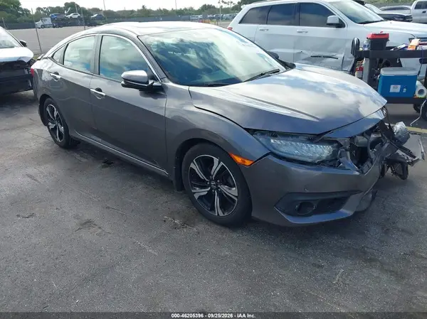 19XFC1F9XHE018750 — 2017 Honda Civic, Передняя часть (Front End), фото до ремонта