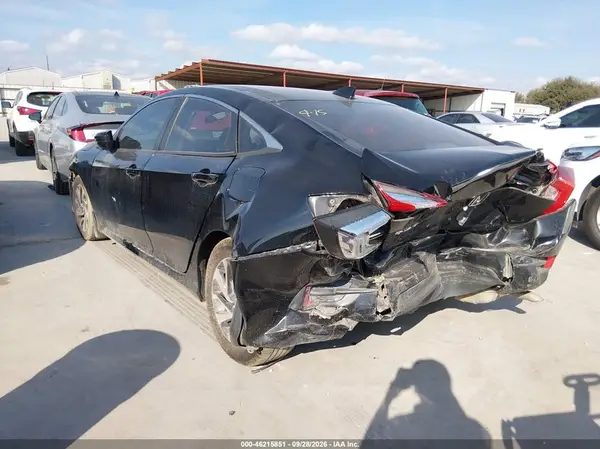 19XFC2F87HE077574 — 2017 Honda Civic, фото 3 с аукциона IAAI, Передняя часть