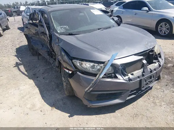 19XFC2F79HE004911 — 2017 Honda Civic, Правый бок (Right Side), фото до ремонта