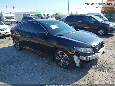 19XFC1F32HE018043 — 2017 Honda Civic, Сзади слева, фото до ремонта