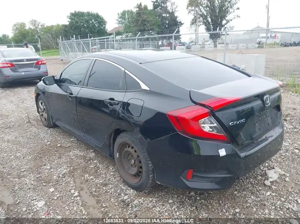 2HGFC2F50JH007898 — 2018 Honda Civic, фото 3 с аукциона IAAI 29.09.2026, Задняя часть