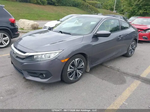 2HGFC3A31JH451660 — 2018 Honda Civic, фото 2 с аукциона IAAI 28.09.2026, Задняя часть