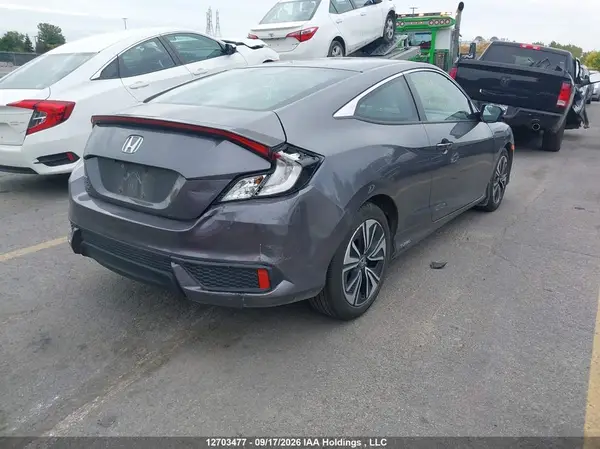 2HGFC3A31JH451660 — 2018 Honda Civic, фото 4 с аукциона IAAI 28.09.2026, Задняя часть