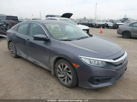 2HGFC2F83JH035754 — 2018 Honda Civic, Задняя часть (Rear), фото до ремонта
