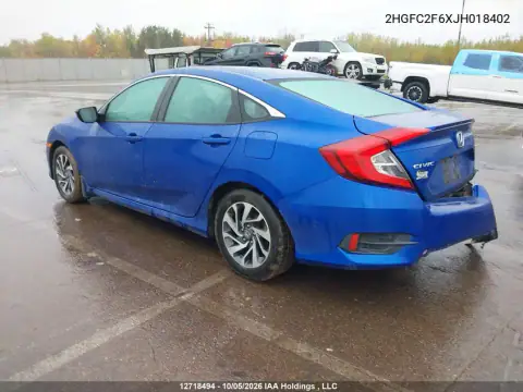 2HGFC2F6XJH018402 — 2018 Honda Civic, фото 4 с аукциона IAAI 20.10.2026, Задняя часть