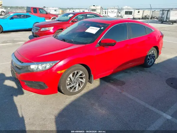2HGFC2F76JH604474 — 2018 Honda Civic, фото 2 с аукциона IAAI, Град