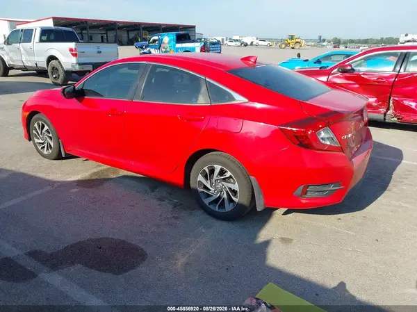 2HGFC2F76JH604474 — 2018 Honda Civic, фото 3 с аукциона IAAI, Град