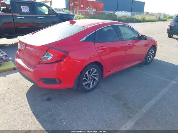2HGFC2F76JH604474 — 2018 Honda Civic, фото 4 с аукциона IAAI, Град