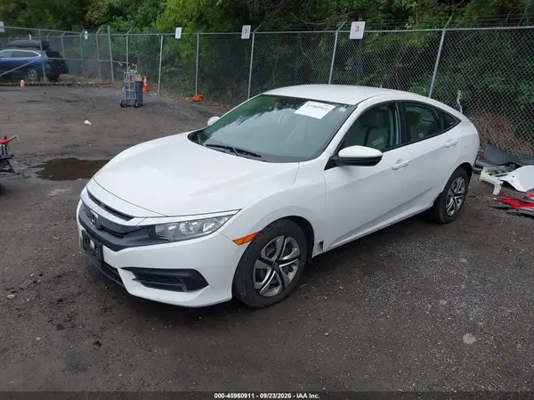 2HGFC2F59JH512077 — 2018 Honda Civic, фото 2 с аукциона IAAI 06.10.2026, Задняя часть