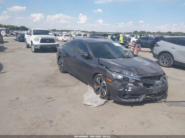 JHMFC1F35JX033480 Honda Civic 2018 — повреждение Передняя часть, фото до ремонта