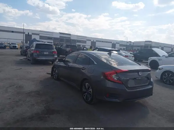 JHMFC1F35JX033480 — 2018 Honda Civic, фото 3 с аукциона IAAI 13.10.2026, Передняя часть