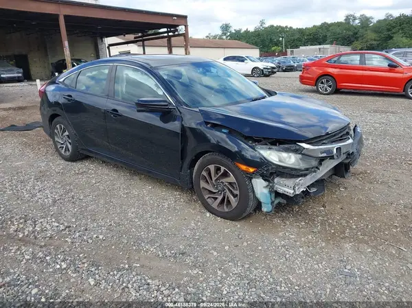 2HGFC2F76JH575963 — 2018 Honda Civic, Передняя часть (Front End), фото до ремонта