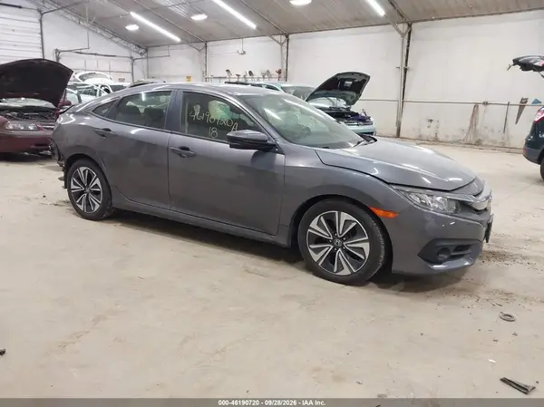 JHMFC1F35JX040817 — 2018 Honda Civic, Задняя часть (Rear), фото до ремонта