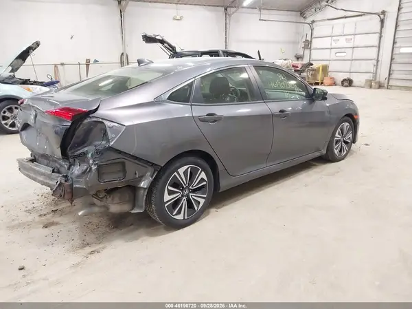 2018 HONDA CIVIC VIN JHMFC1F35JX040817 фото 4