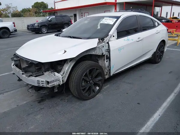 2HGFC2F8XKH579217 — 2019 Honda Civic, фото 2 с аукциона IAAI 15.10.2026, Передняя часть