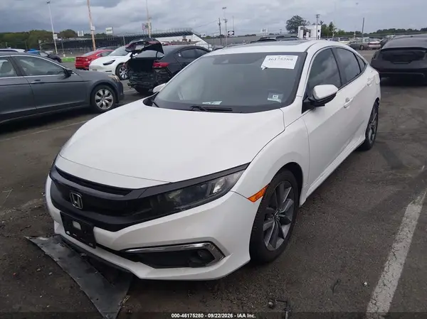 19XFC1F32KE212434 — 2019 Honda Civic, фото 2 с аукциона IAAI, Задняя часть