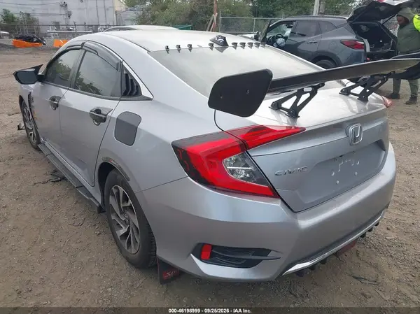 2HGFC2F65KH529114 — 2019 Honda Civic, фото 3 с аукциона IAAI, Передняя часть