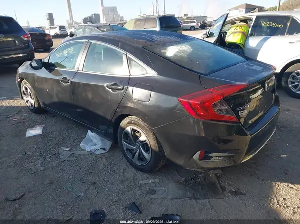 2HGFC2F67KH552295 — 2019 Honda Civic, фото 3 с аукциона IAAI, Правый бок