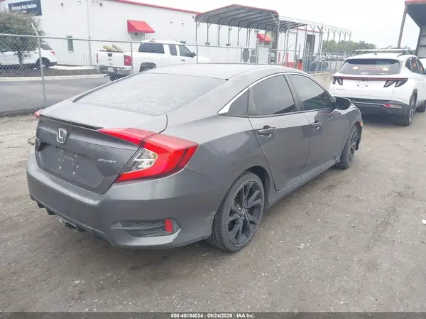 19XFC2F8XLE012811 — 2020 Honda Civic, фото 4 с аукциона IAAI, Передняя часть слева