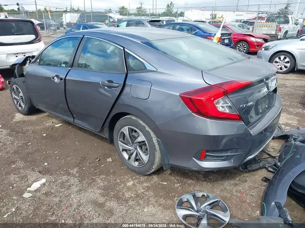 2HGFC2F6XLH531958 — 2020 Honda Civic, фото 3 с аукциона IAAI, Передняя часть
