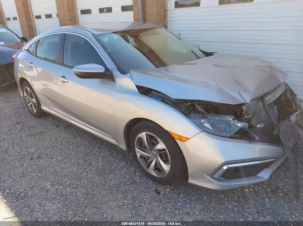 19XFC2F67LE003109 — 2020 Honda Civic, Передняя часть (Front End), фото до ремонта
