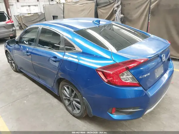 2HGFC1F33MH705399 — 2021 Honda Civic, фото 3 с аукциона IAAI, Правый бок