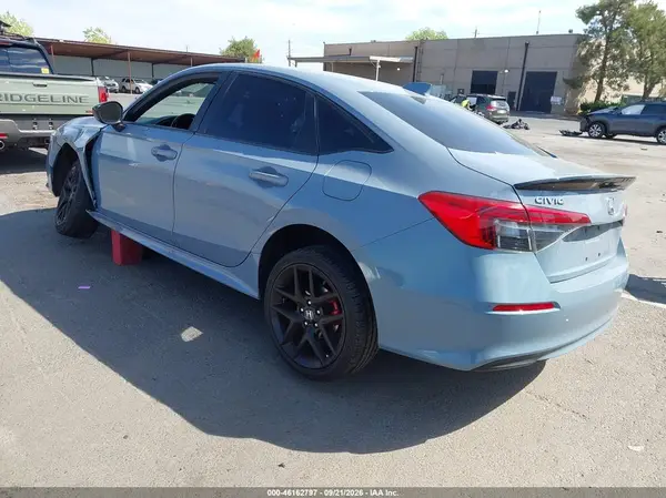 2HGFE2F5XNH557724 — 2022 Honda Civic, фото 3 с аукциона IAAI 09.10.2026, Передняя часть