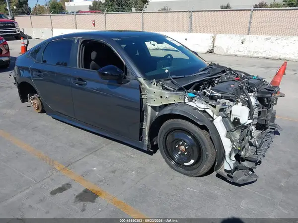 2HGFE2F54NH588810 — 2022 Honda Civic, Угон (Theft), фото до ремонта