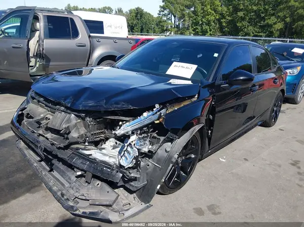 2HGFE2F55NH500900 — 2022 Honda Civic, фото 2 с аукциона IAAI, Передняя часть слева