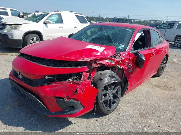 2HGFE2F52RH528885 — 2024 Honda Civic, фото 2 с аукциона IAAI, Левый бок