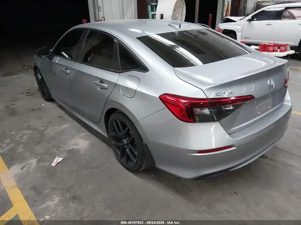 2HGFE2F56RH501009 — 2024 Honda Civic, фото 3 с аукциона IAAI, Передняя часть