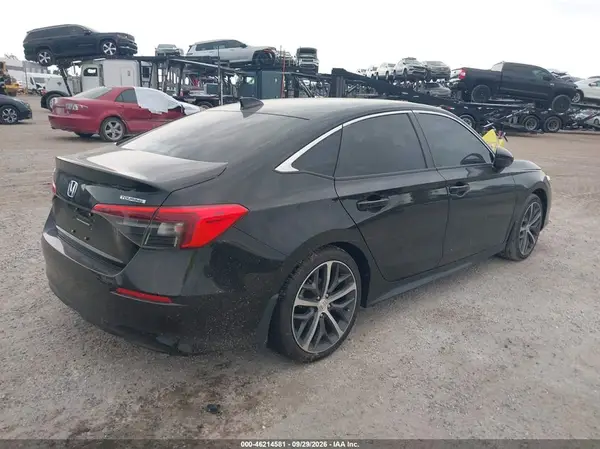 2HGFE1F98RH326159 — 2024 Honda Civic, фото 4 с аукциона IAAI, Задняя часть слева