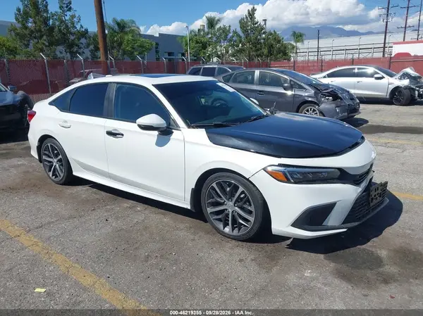 2HGFE1F97RH335208 — 2024 Honda Civic, Передняя часть слева (Left Front), фото до ремонта