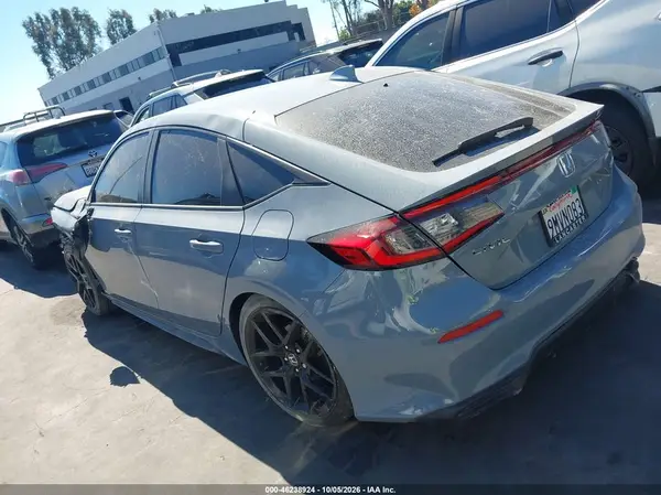 19XFL2H86RE031068 — 2024 Honda Civic, фото 3 с аукциона IAAI, Опрокидывание
