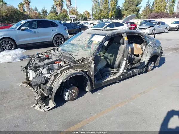 2HGFE4F89SH304752 — 2025 Honda Civic, фото 2 с аукциона IAAI, Биологическая или химическая опасность