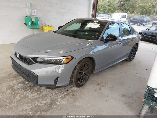 2HGFE2F59TH563821 — 2026 Honda Civic, фото 2 с аукциона IAAI, Передняя часть справа
