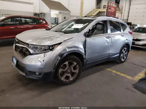 2018 Honda CR-V EX VIN 7FARW2H50JE067917 фото 2