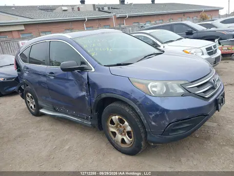 2HKRM4H39EH116096 — 2014 Honda CR-V LX, Передняя часть справа (Right Front), фото до ремонта