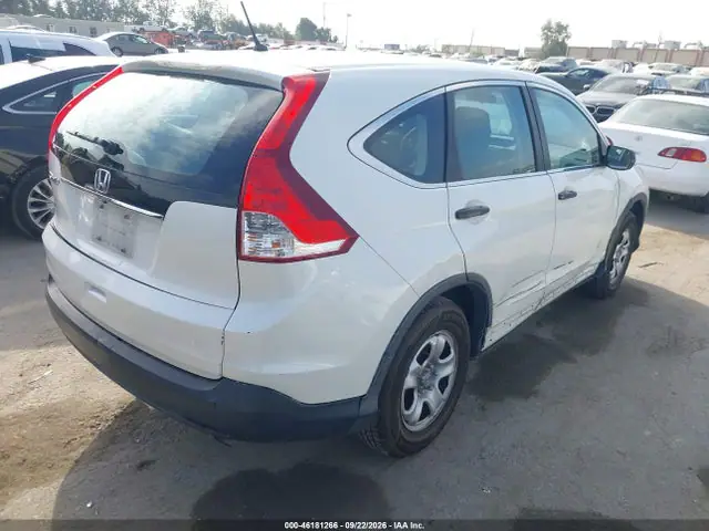 5J6RM3H33EL015667 — 2014 Honda CR-V LX, фото 4 с аукциона IAAI 14.10.2026, Правый бок