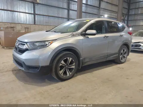 2018 Honda CR-V LX VIN 2HKRW2H25JH142338 фото 2